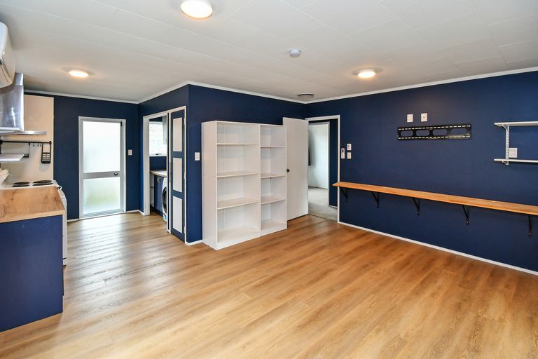 Photo of property in 1/8 Onslow Road, Papakura, 2110