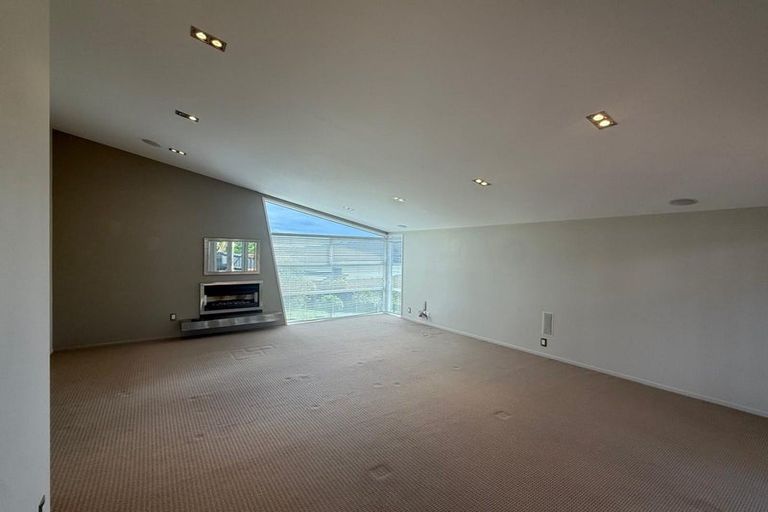 Photo of property in 112 Kittiwake Drive, Schnapper Rock, Auckland, 0632