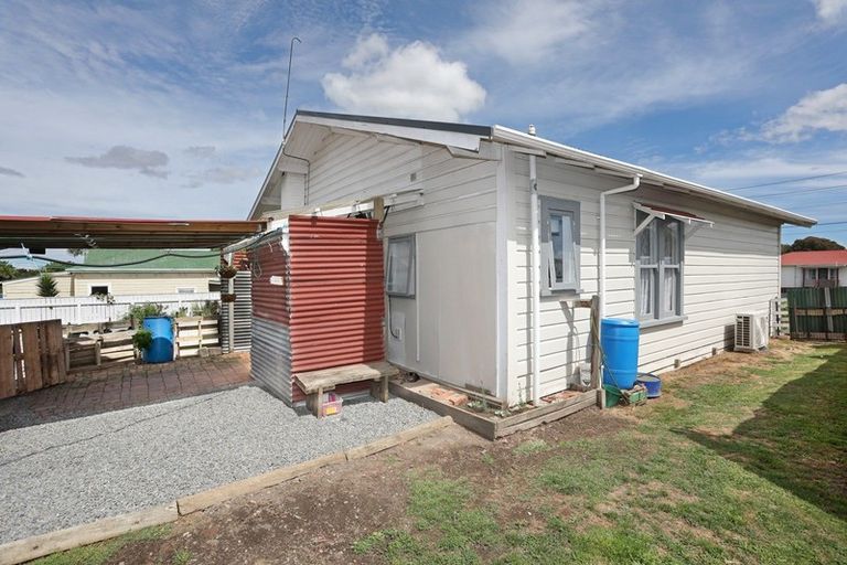 Photo of property in 10 Ngareta Street, Marton, 4710