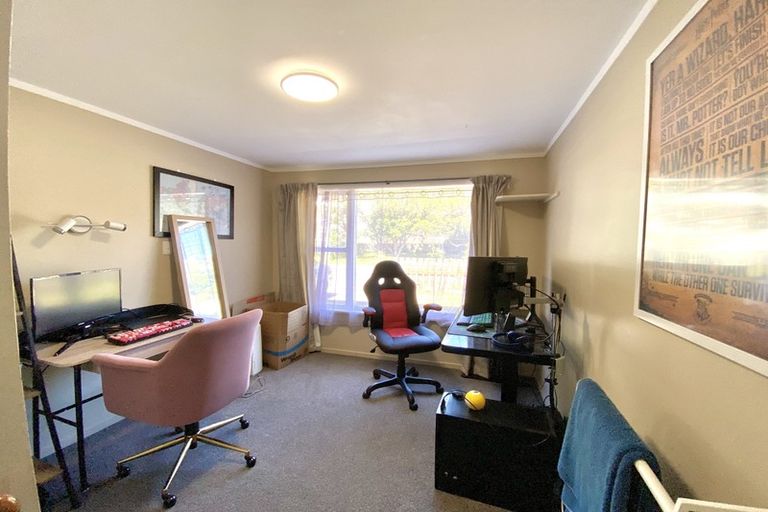 Photo of property in 50 Randwick Road, Northland, Wellington, 6012