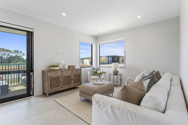 Photo of property in 66 Katikati Drive, Manurewa, 2102