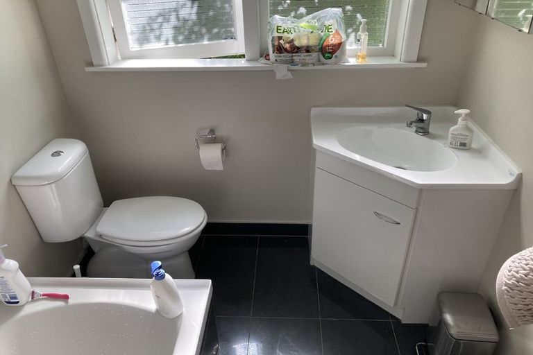 Photo of property in 311a Karori Road, Karori, Wellington, 6012