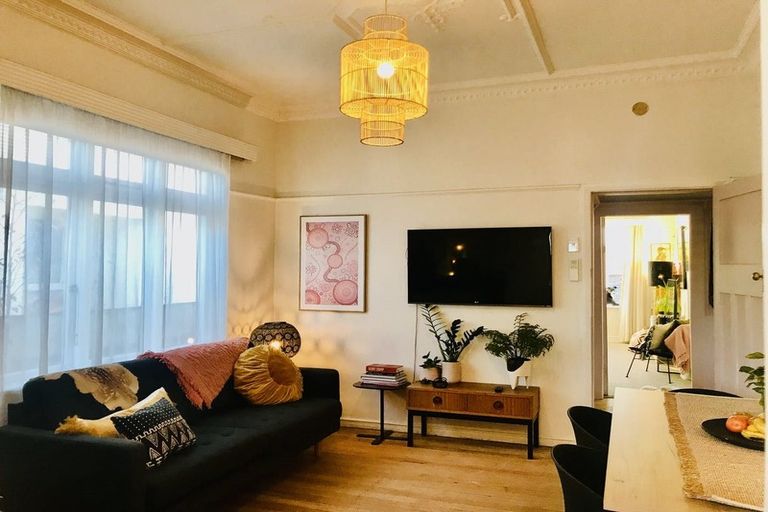 Photo of property in 17 Trafalgar Street, Saint Kilda, Dunedin, 9012