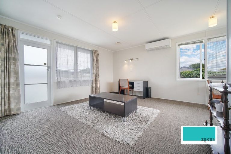 Photo of property in 5 Amethyst Place, Wiri, Auckland, 2104