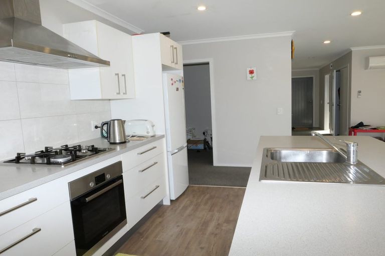 Photo of property in 94 Mazengarb Road, Paraparaumu Beach, Paraparaumu, 5032