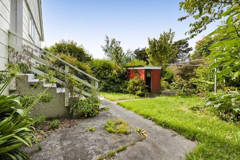 Photo of property in 40 Banks Street, Marfell, New Plymouth, 4310