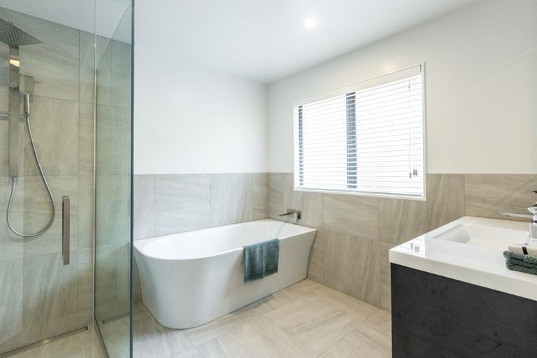 Photo of property in 22 Arataki Road, Havelock North, 4130