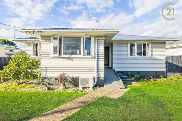 Photo of property in 1/35 Hill Crescent, Papakura, 2110