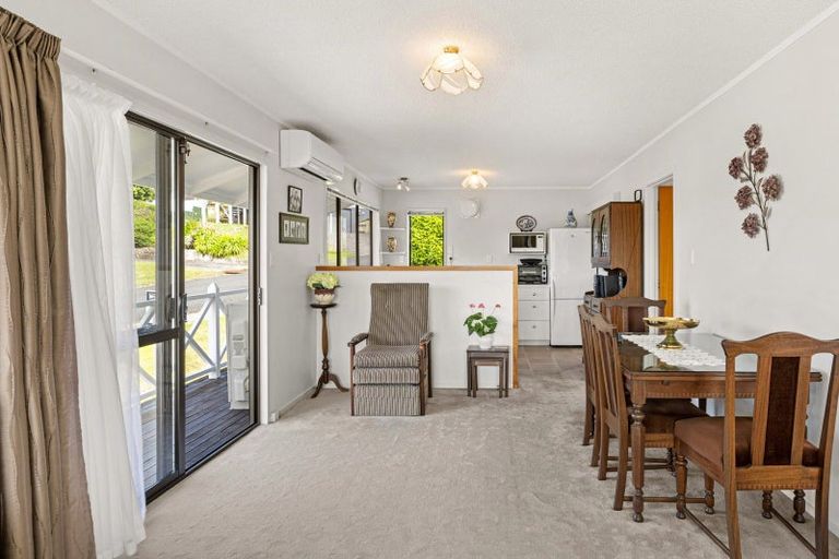 Photo of property in 1 Government Road, Raglan, 3225