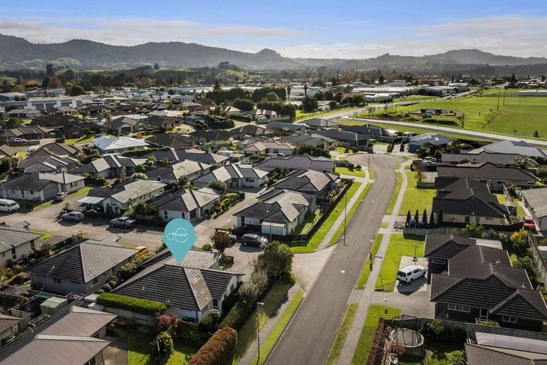Photo of property in 1 Long Acre Close, Katikati, 3129