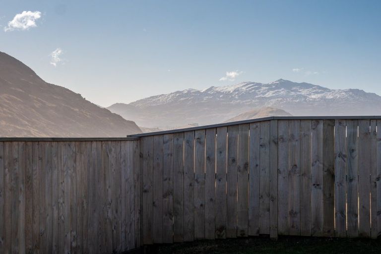 Photo of property in 22 Muster Road, Jacks Point, 9371