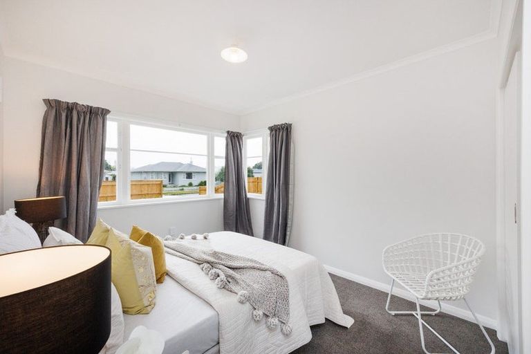 Photo of property in 6 Belvedere Crescent, Takaro, Palmerston North, 4412