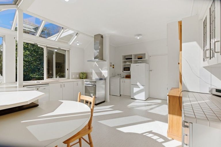 Photo of property in 24 Turi Street, Welbourn, New Plymouth, 4312