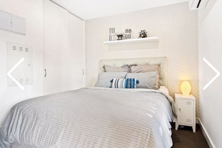 Photo of property in 2/165 Hobsonville Point Road, Hobsonville, Auckland, 0616