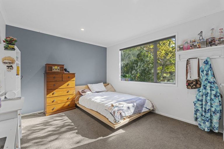 Photo of property in 198 Seaview Road, Westown, New Plymouth, 4310
