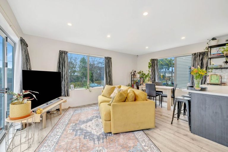 Photo of property in 1/443 Hereford Street, Linwood, Christchurch, 8011