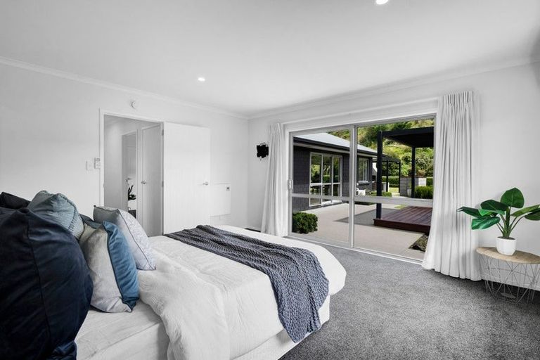 Photo of property in 13 Birdie Lane, Waiwhakaiho, New Plymouth, 4312