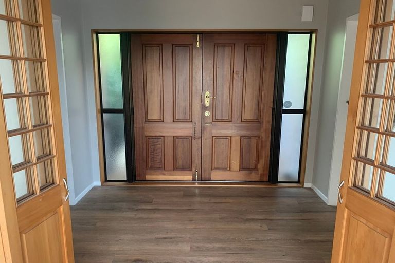 Photo of property in 9 Birdwood Street, Karori, Wellington, 6012