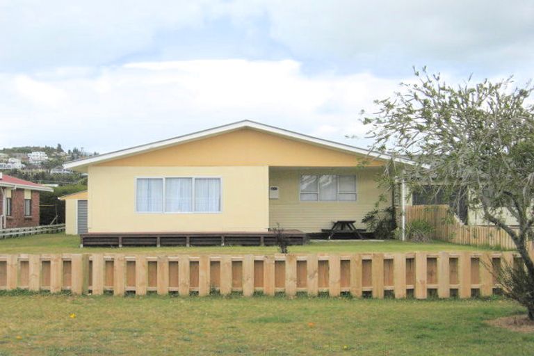 Photo of property in 115 Kiwi Road, Whangamata, 3620