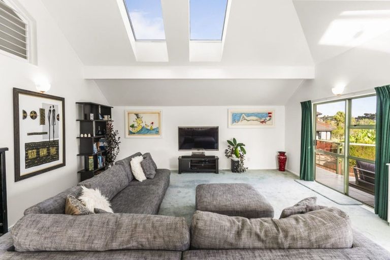 Photo of property in 59 Marellen Drive, Red Beach, 0932