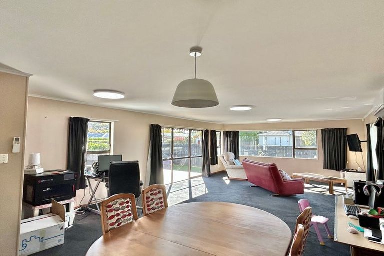 Photo of property in 5 Devon Street, Taradale, Napier, 4112