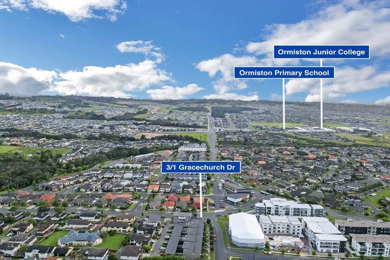 Photo of property in 3/1 Gracechurch Drive, Flat Bush, Auckland, 2016