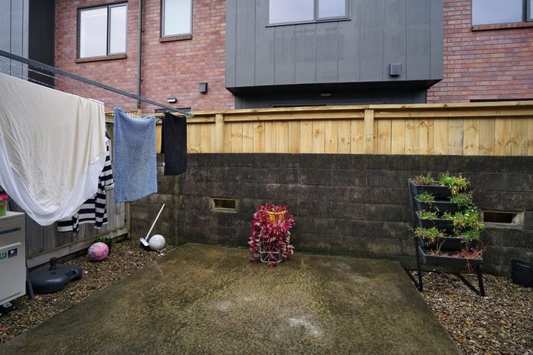 Photo of property in 7u3 Vesty Avenue, Hillcrest, Hamilton, 3216