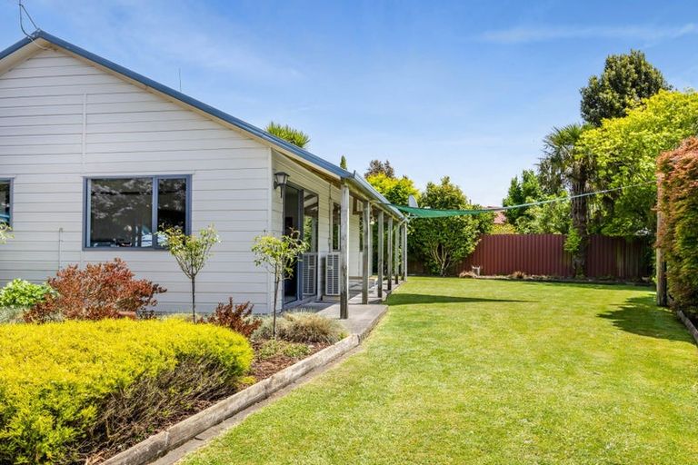 Photo of property in 21 Tawari Street, Inglewood, 4330