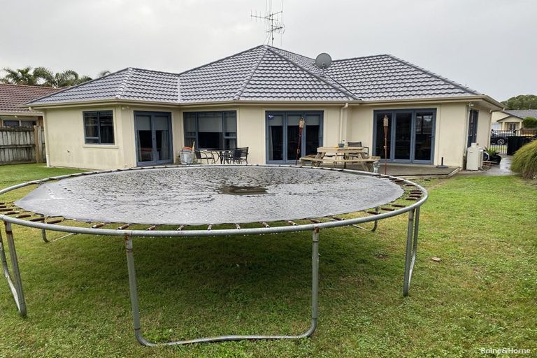 Photo of property in 304 Gravatt Road, Papamoa Beach, Papamoa, 3118