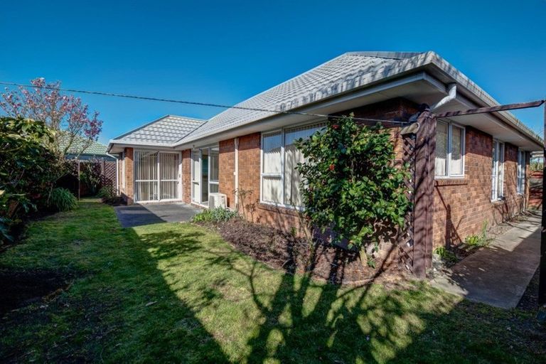 Photo of property in 4 Mull Place, Broomfield, Christchurch, 8042