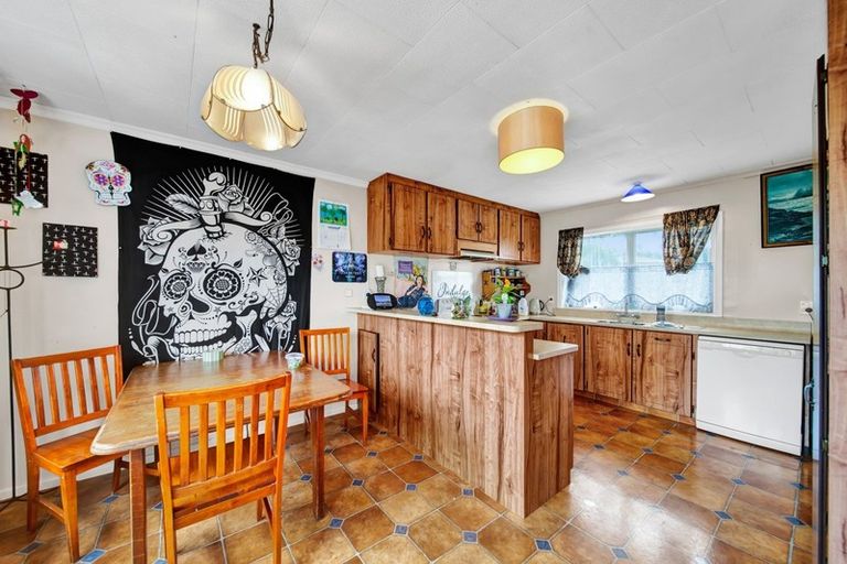 Photo of property in 152 Miranda Street, Stratford, 4332