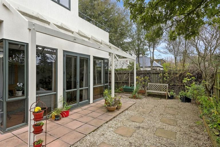 Photo of property in 84a Hinau Street, Riccarton, Christchurch, 8041