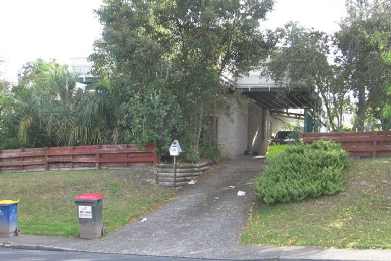 Photo of property in 36 Makora Road, Massey, Auckland, 0614