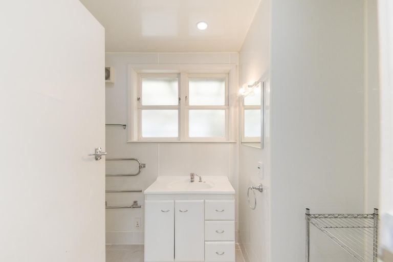 Photo of property in 18 Ronberg Street, Highbury, Palmerston North, 4412