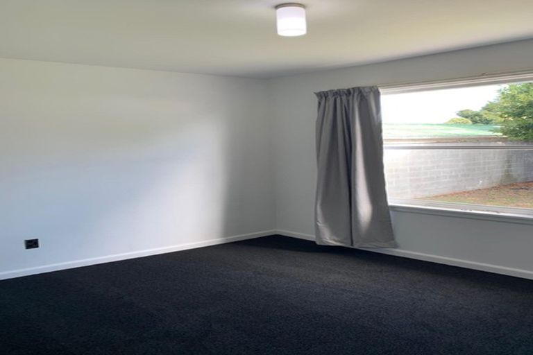 Photo of property in 17 Fusilier Street, Hoon Hay, Christchurch, 8025
