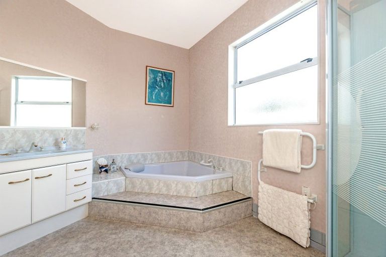 Photo of property in 15 Island Road, Whataupoko, Gisborne, 4010