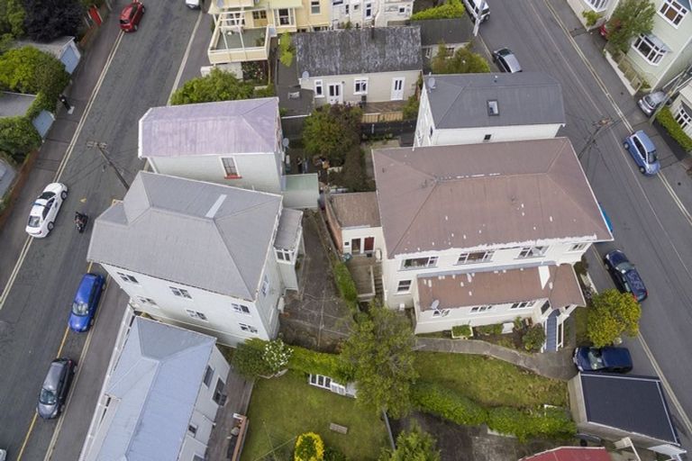 Photo of property in 71 Nairn Street, Mount Cook, Wellington, 6011