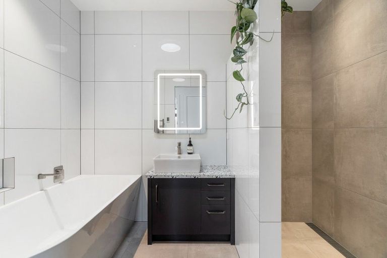 Photo of property in 1 Rewarewa Rise, Whangamata, 3691
