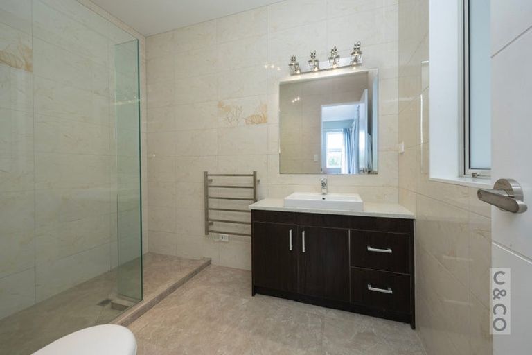 Photo of property in 23 Turpin Road, Riverhead, 0820