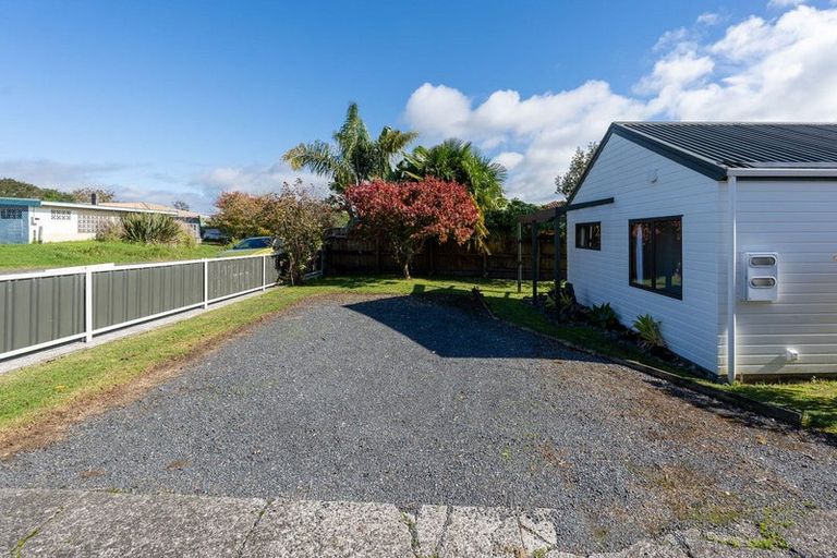 Photo of property in 11 Grey Street, Kawakawa, 0210
