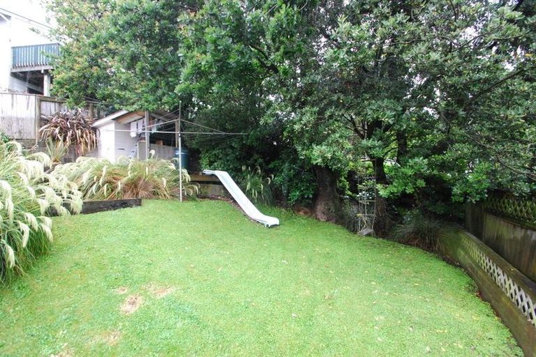 Photo of property in 26 Rhine Street, Island Bay, Wellington, 6023