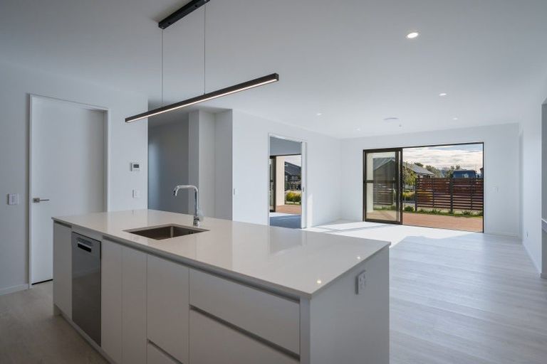 Photo of property in 1 Greenway Crescent, Hope, 7020