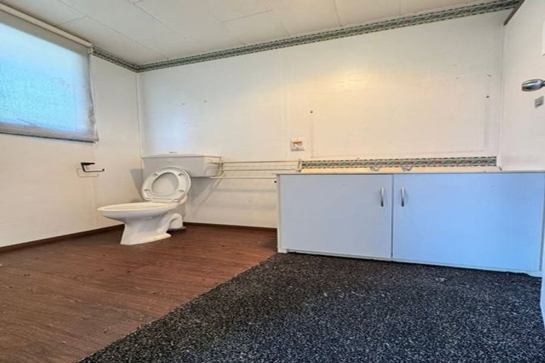 Photo of property in 55 Great South Road, Takanini, 2112