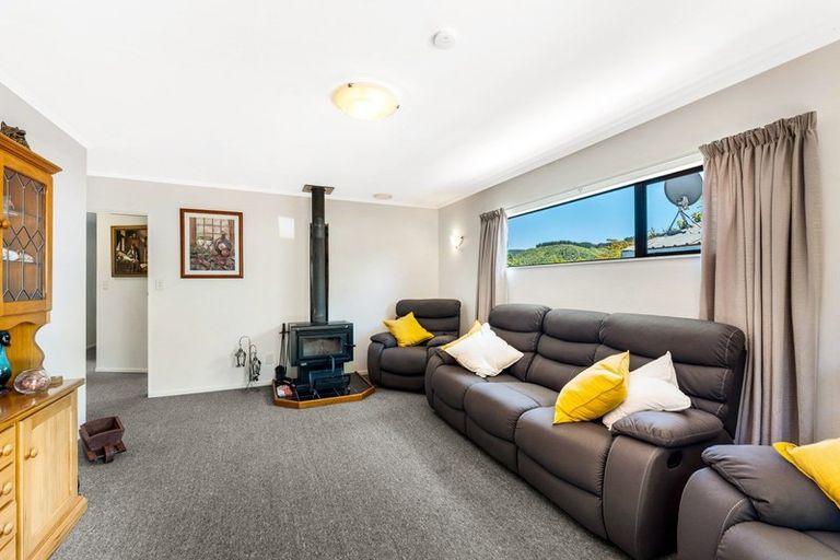 Photo of property in 19 Topaz Street, Birchville, Upper Hutt, 5018