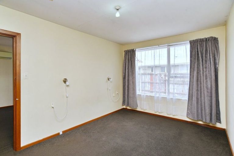Photo of property in 2/560 Hereford Street, Linwood, Christchurch, 8011