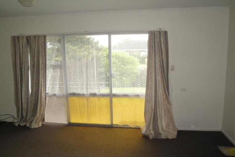 Photo of property in 1 Kanawa Street, Waikanae, 5036