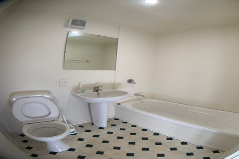 Photo of property in 20 Morere Street, Titahi Bay, Porirua, 5022