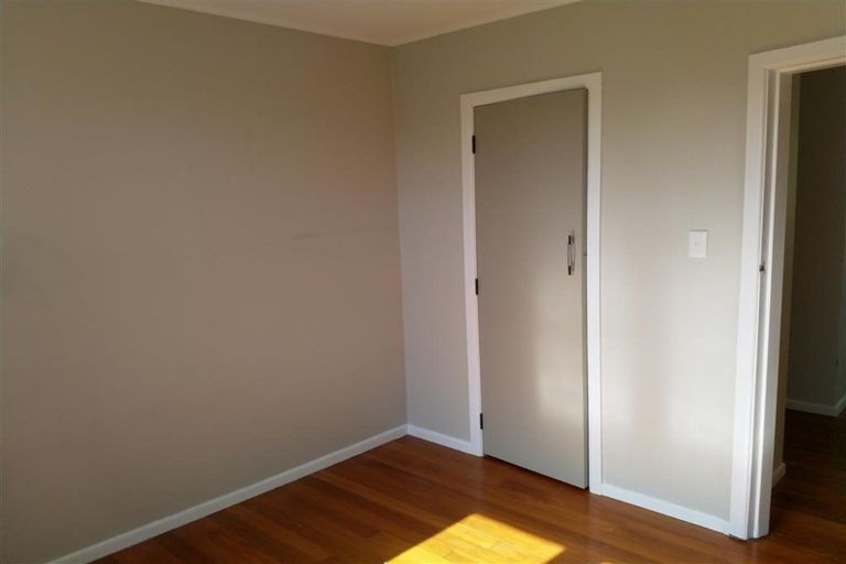 Photo of property in 26 Clifford Road, Johnsonville, Wellington, 6037