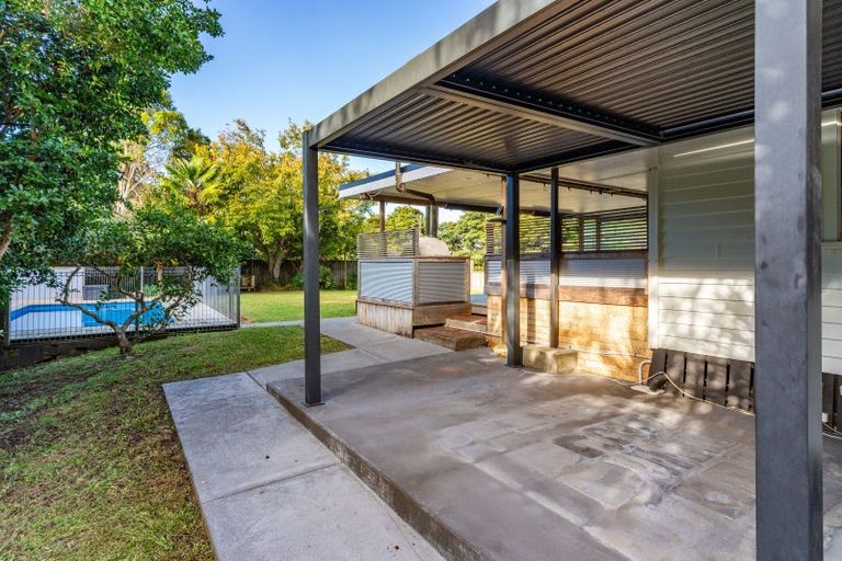 Photo of property in 2 Memorial Drive, Parahaki, Whangarei, 0112