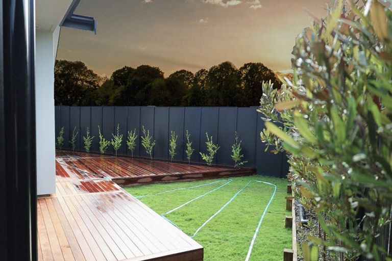 Photo of property in 1 Samuel Place, Terrace End, Palmerston North, 4410